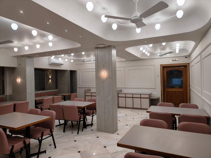 Food & Drinks 3, Hotel Kozar, Ahmadabad