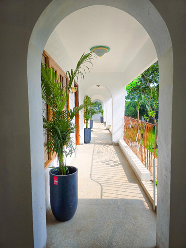 Public Area 3, Madras Chronicle Bay Resort & Spa, Kancheepuram