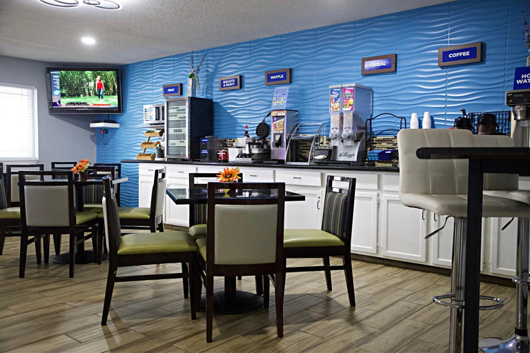 Food & Drinks 5, Express Inn Parsons, Labette