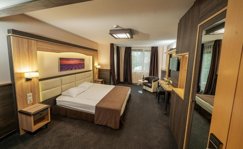 Bedroom 2, Silver Hotel, Stolichna