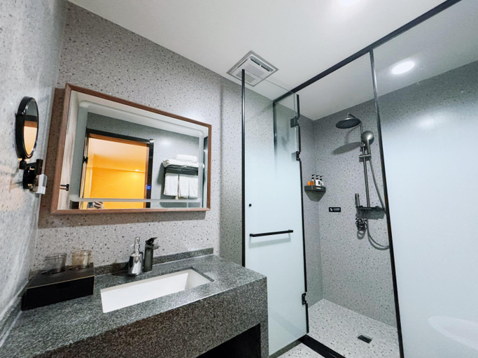 Bathroom 3, Honglu Garden Hotel Xi'an, Xi'an