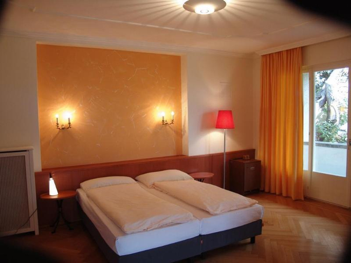 Bedroom 3, Hotel La Perla, Locarno