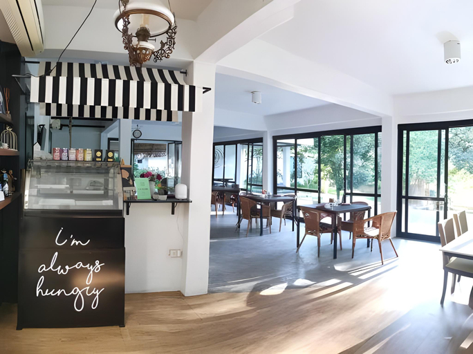 Food & Drinks 5, Vorona Resort, Sai Yok