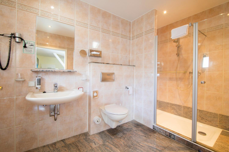 Bathroom 4, Seehotel Grunewald, Berlin