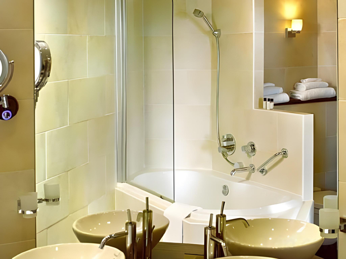 Bathroom 5, Carlton Oasis Hotel, Spijkenisse