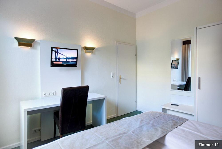 Bedroom 2, Hotel See-Villa, Ostholstein