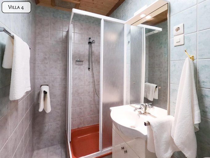 Bathroom, Gosztonyi Villa, Siófok