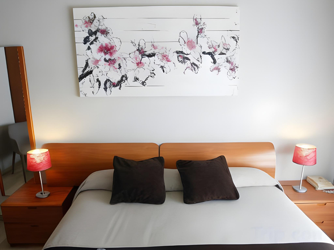 Bedroom 3, Suites Apartamentos Los Girasoles, Zaragoza