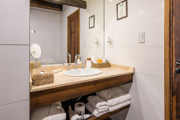 Bathroom 4, Lares de Chacras, Luján de Cuyo
