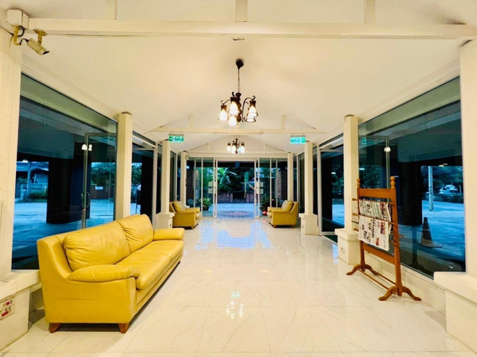 Others 4, Natee Place, Muang Chiang Mai