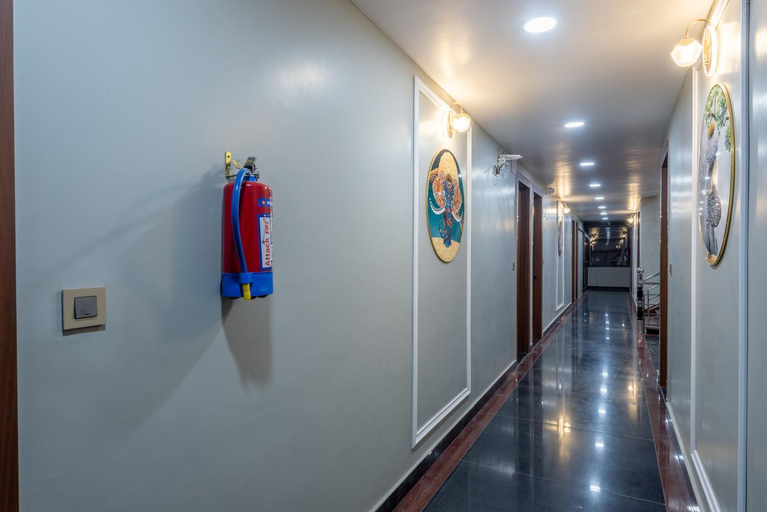 Public Area 3, Hotel Purple Dot Haridwar, Dehradun