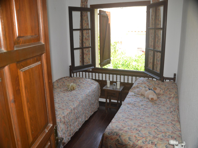 Bedroom 2, Holiday Home in Torre Gran near Beach, Girona