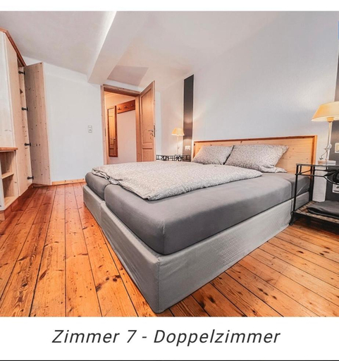 Bedroom 4, Hotel Weinstube am Markt, Schweinfurt