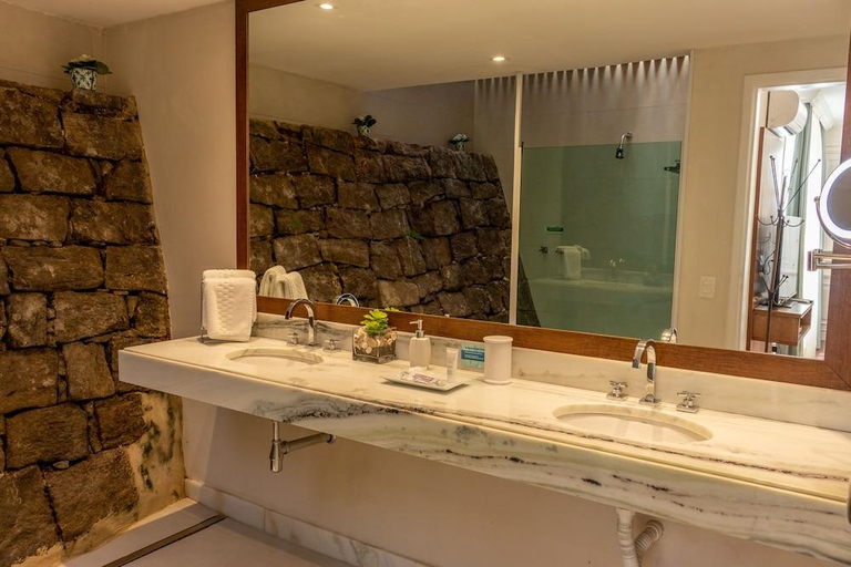 Bathroom 4, Locanda della Mimosa, Petrópolis