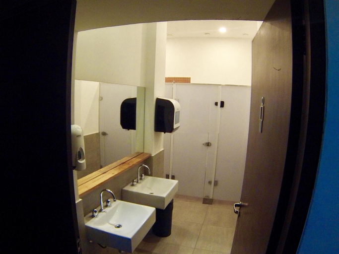 Bathroom 4, Villa 25, Rio de Janeiro