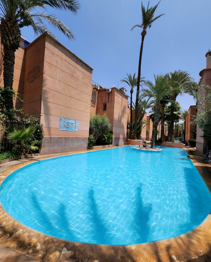 Sport & Beauty 4, Riad with Outdoor Swimming Pools, Marrakech