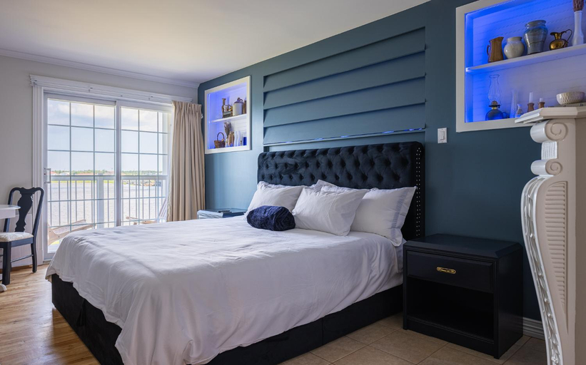 Bedroom 3, Malia Spa and Resort inc, Gloucester