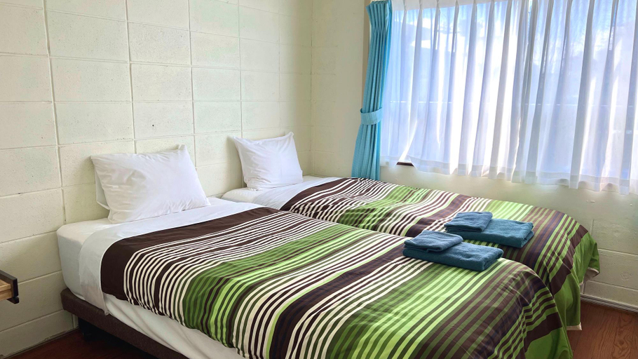 Bedroom 2, Pension Sea Friend, Tokashiki