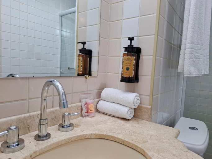 Bathroom 4, Flat INCRIVEL proximo Shoppings JK e Vila Olimpia, São Paulo