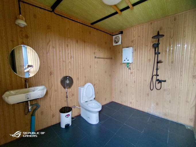Bathroom, Yugencamping khaokho ยูเก็นแคมป์ปิ้ง เขาค้อ, Khao Kho