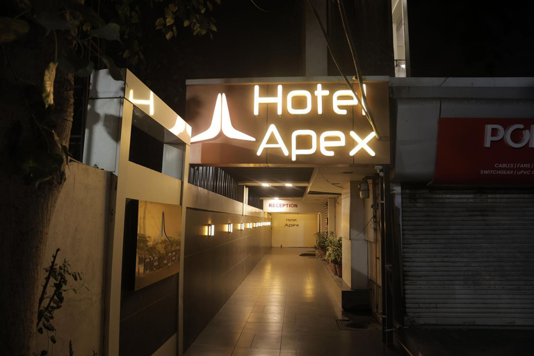 Others 4, Hotel New Apex locals and UMC not allowed, Bharuch