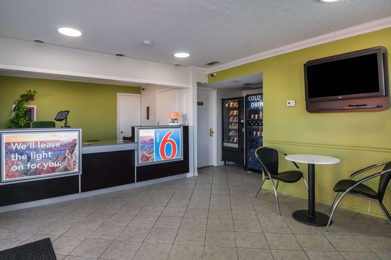 Public Area, Motel 6 Irving, TX - Loop 12, Irving