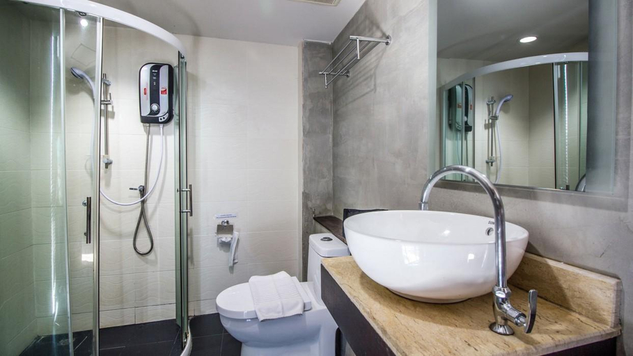 Bathroom 3, B2 Nimman Premier Hotel, Muang Chiang Mai