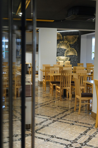 Food & Drinks 4, LIKE HOTEL, Kolomyis'kyi