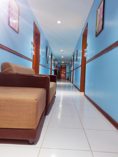 Bedroom 2, YellowPad Hotel (SM-Eco), Davao City