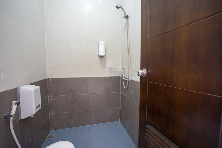 Bathroom, Dago's Hill, Bandung