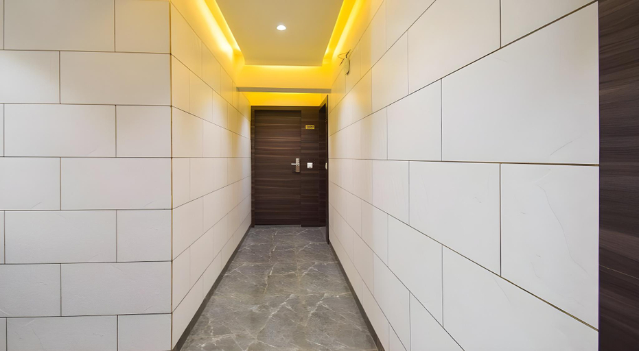Public Area 3, Hotel Palliate, Ahmadabad