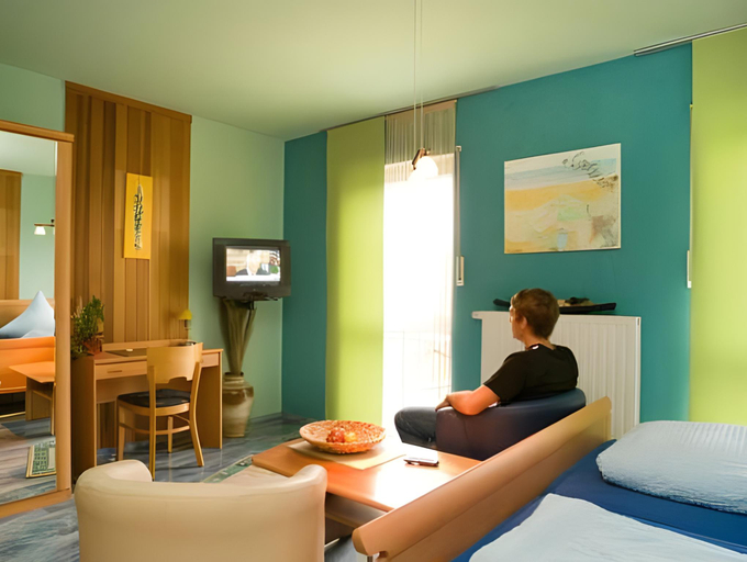 Bedroom 2, Hotel Bistro Europa, Neunkirchen