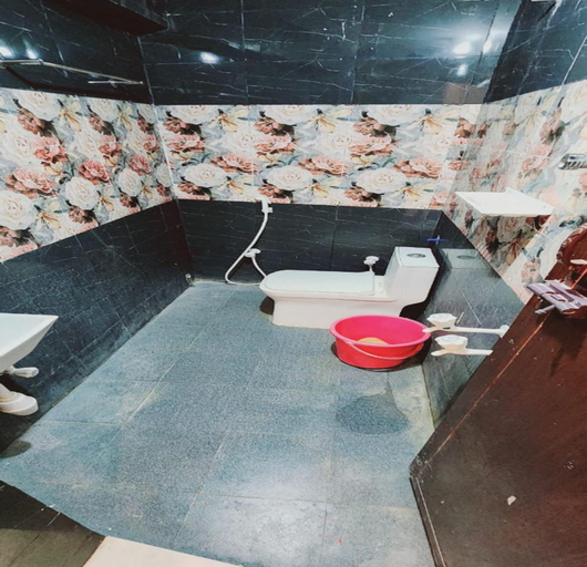 Bathroom 2, Minnal Residency, Karaikal