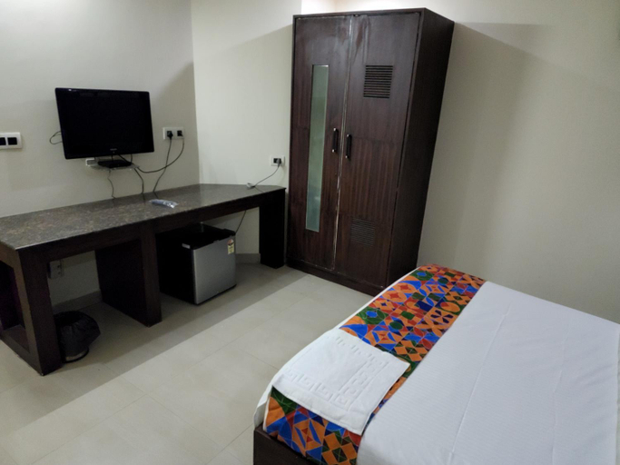 Bedroom 2, Western Suites Hotel / Spa, Bangalore