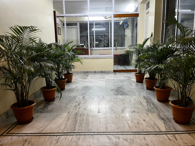 Others 5, Hotel Shanti Inn, 300M from Rene Tower VFS Global, South 24 Parganas