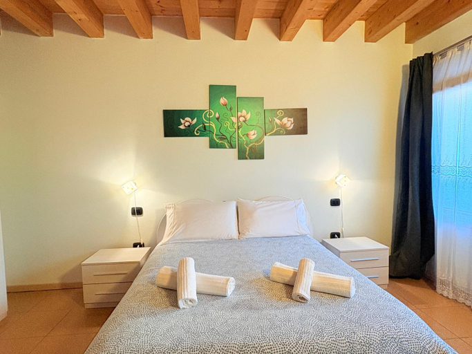 Others 4, Artemide, Verona