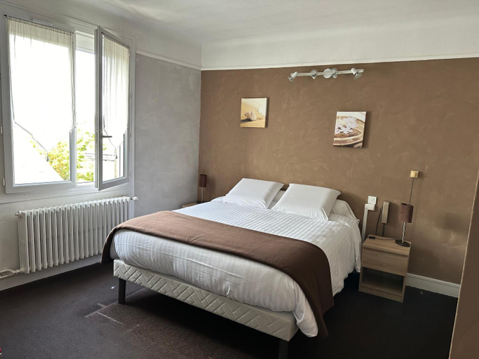 Bedroom 2, La Locomotive, Indre