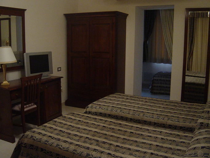 Bedroom 2, Hotel Domus, Chieti