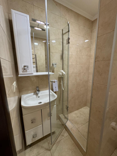 Bathroom 3, Continental SPA Resort, Nadvirnians'kyi