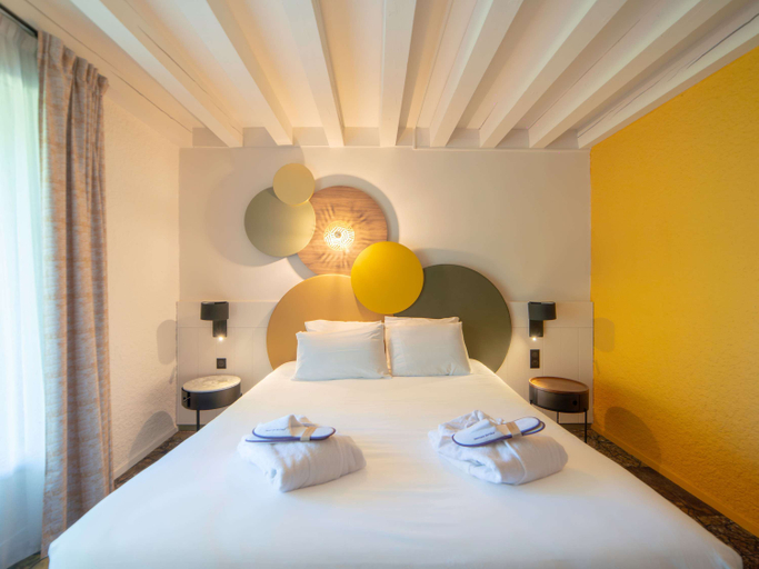 Bedroom 3, Hotel Mercure Auxerre Autoroute du Soleil, Yonne