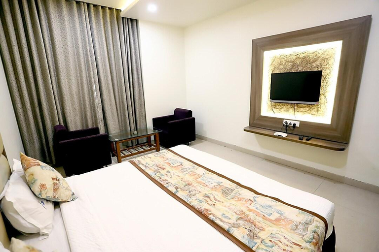 Bedroom 2, HOTEL BLUE PEARL , Bhopal