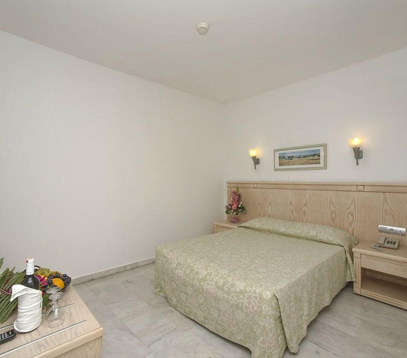 Bedroom 3, Hotel Sinatra - All Inclusive, Kemer