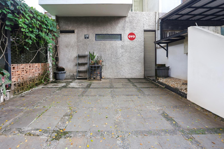 Exterior & Views 1, OYO 93370 Lot Thirty Six, Bekasi