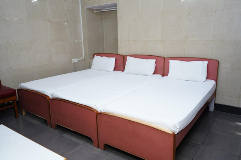 Bedroom 3, Goroomgo Asha Lucknow, Lucknow