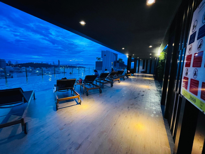 Food & Drinks 5, Central Pattaya Apartments, Pattaya