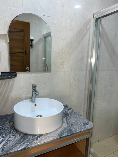 Bathroom 4, Ocean Star Hotel, Coron