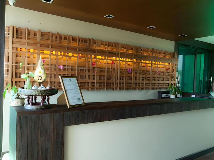 Food & Drinks 5, The Residence Airport & Spa, Prawet