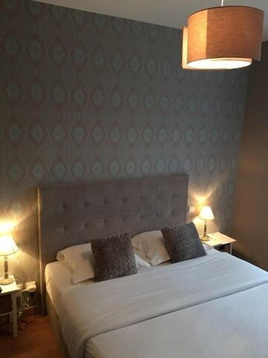 Bedroom 2, Hotel Le Central, Creuse