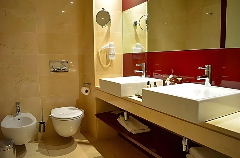 Bathroom 4, Olissippo Oriente, Lisbon