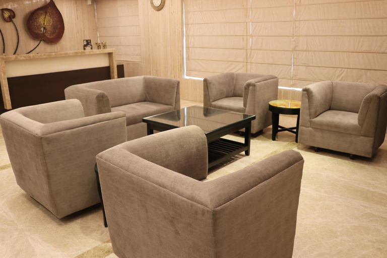 Public Area, Hotel Solitaire, Lucknow
